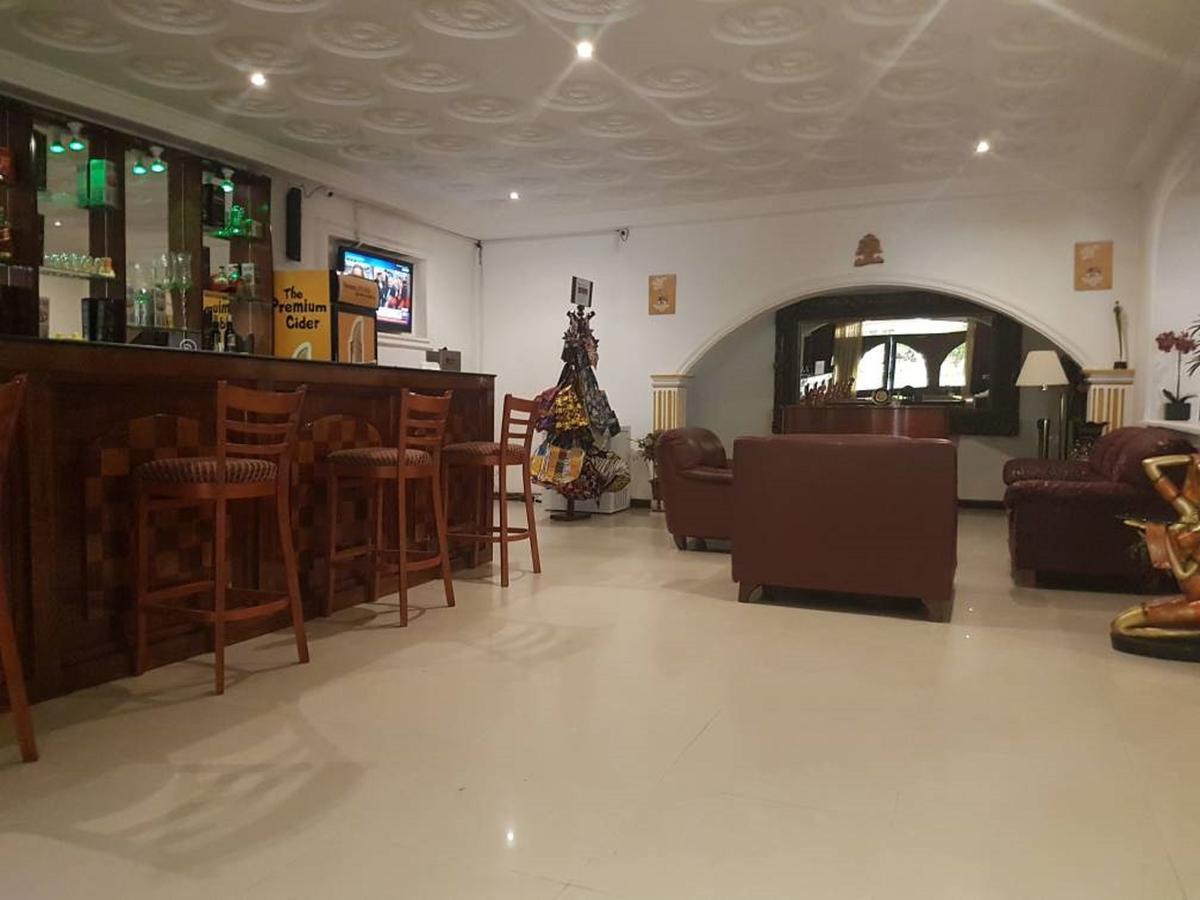 Embassy Suites Hotel مونروفيا المظهر الخارجي الصورة