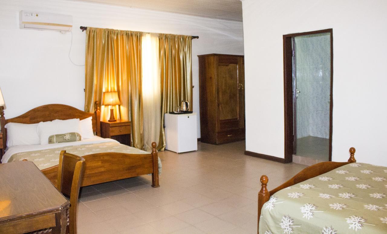 Embassy Suites Hotel مونروفيا المظهر الخارجي الصورة
