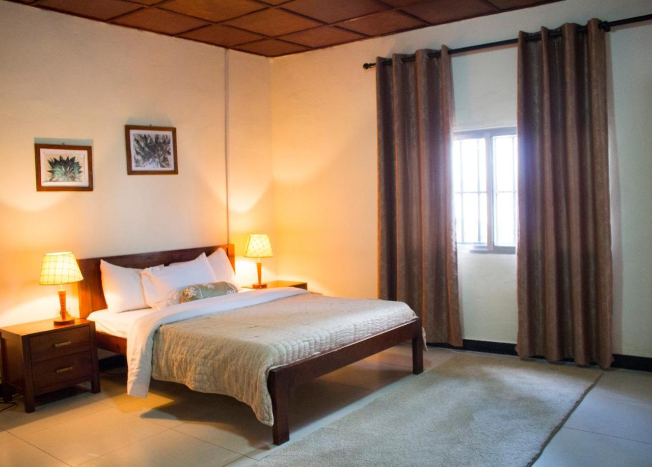 Embassy Suites Hotel مونروفيا المظهر الخارجي الصورة